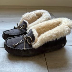 Ugg size 9 ladies slippers